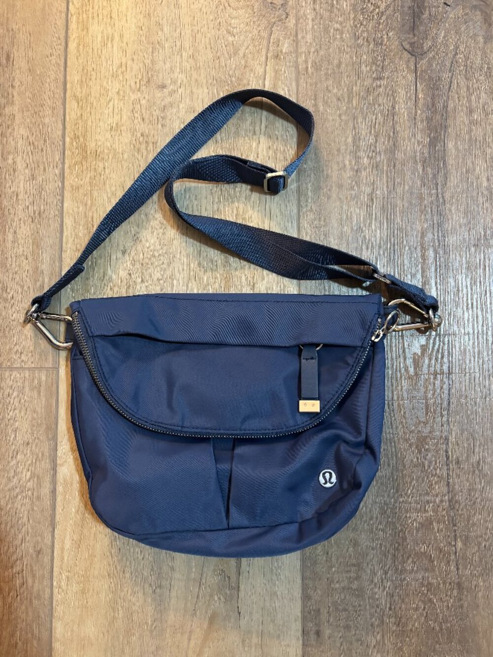 Lululemon Navy Crossbody Bag OS | Water-Resistant Nylon Travel Everyday Luxe